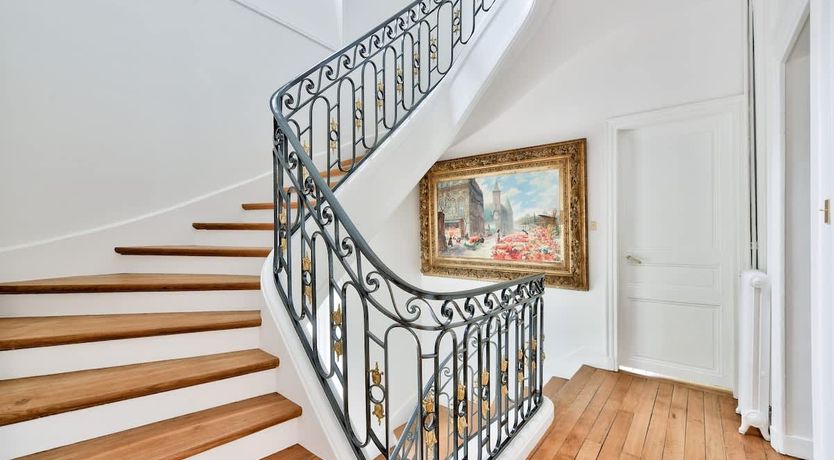 Photo of King of Paris