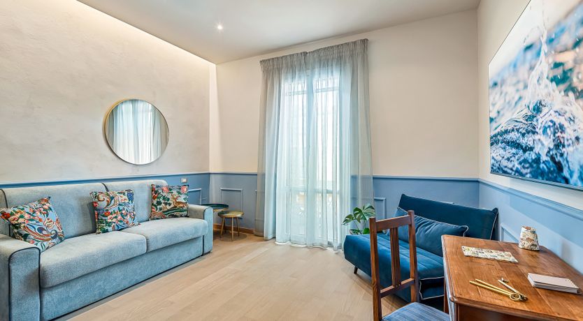 Photo of Acquamarina