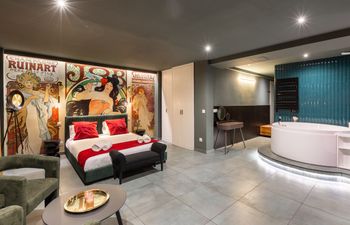 The Rendezvous Holiday Home