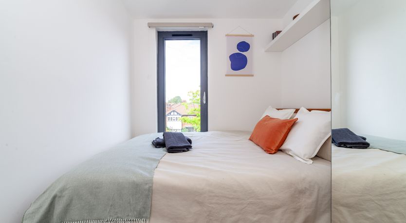 Photo of Hackney Sunshine