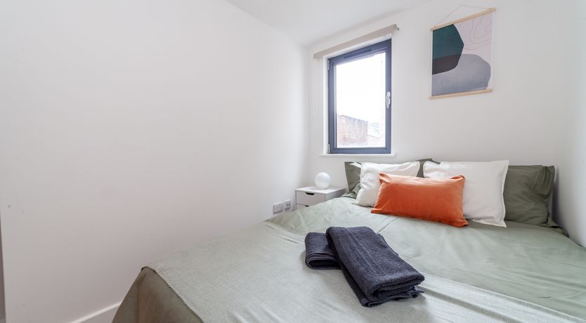 Photo of Hackney Sunshine