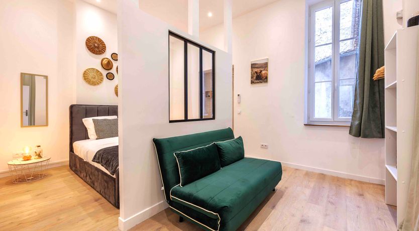 Photo of Marseille Gem