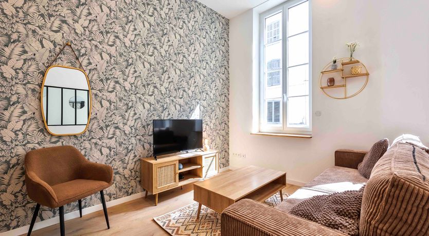 Photo of Marseille Gem