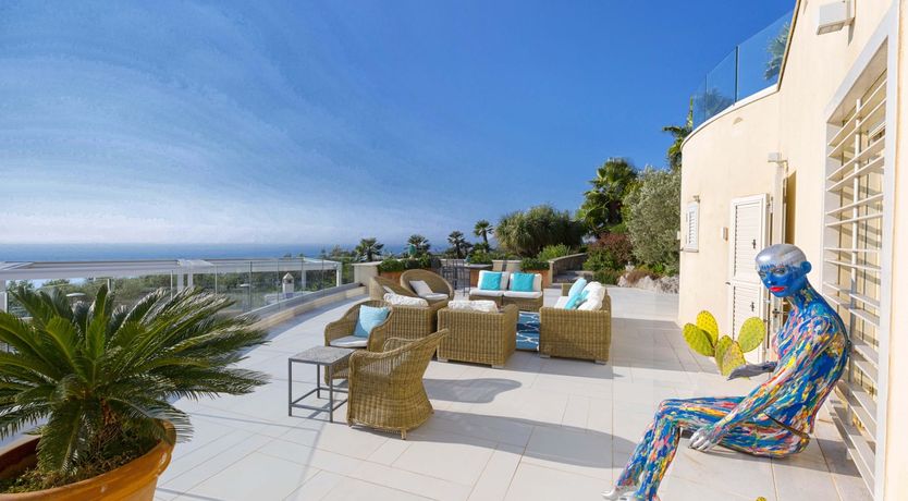 Photo of Amalfi Coast Chic