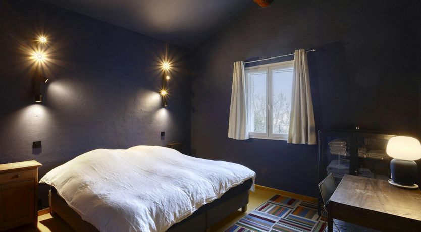 Photo of Lavender & Vines