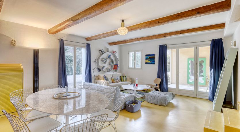 Photo of Lavender & Vines