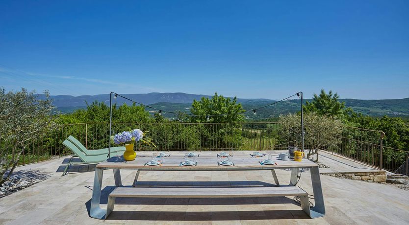 Photo of Lavender & Vines