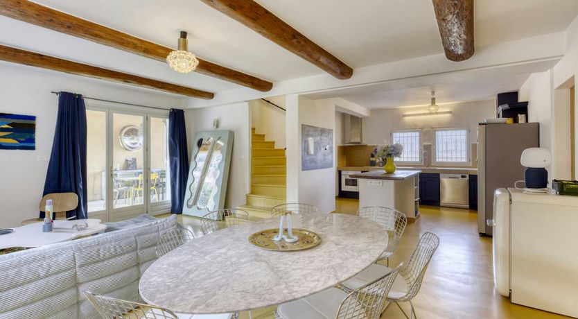 Photo of Lavender & Vines