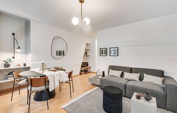 Market Delights Holiday Home