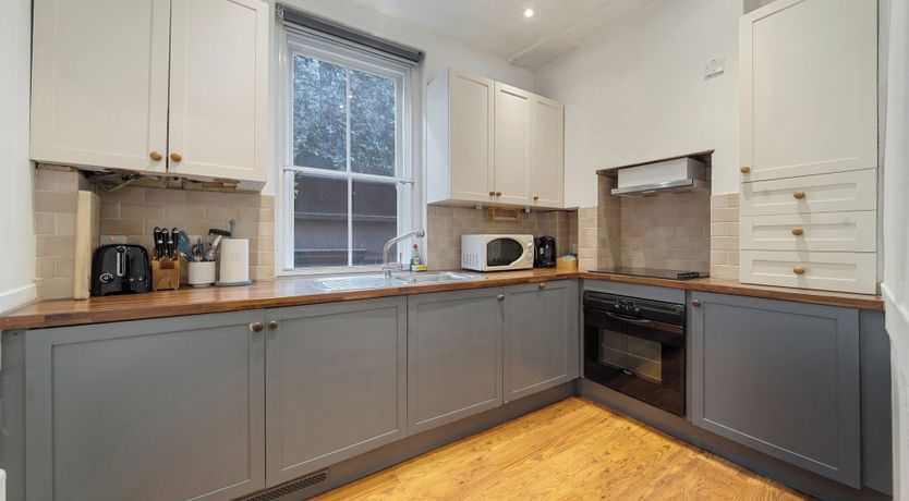 Photo of The Queen's Home