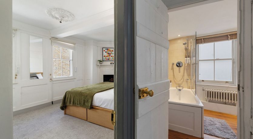 Photo of The Queen's Home