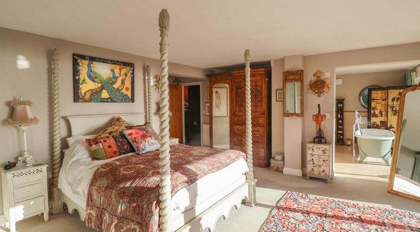 Photo of Lyme Regis Majesty