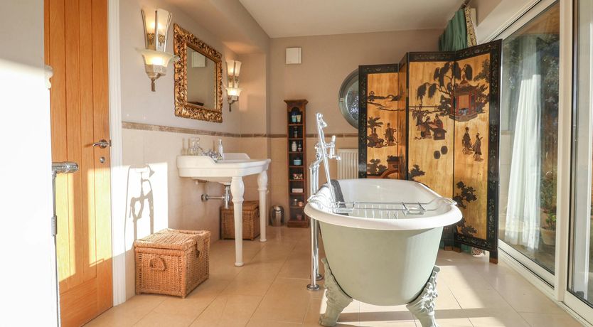 Photo of Lyme Regis Majesty