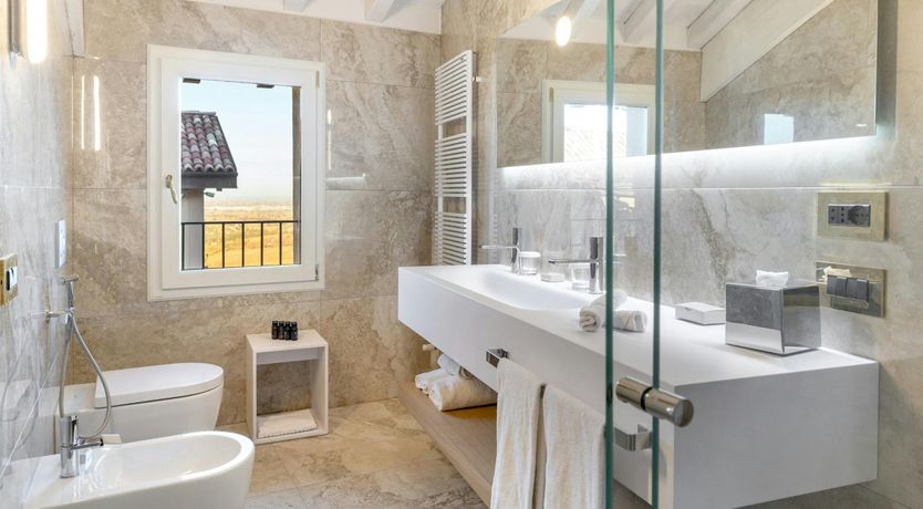 Photo of Hilltop Chapel