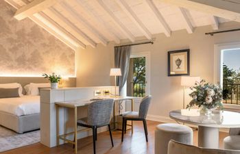 Hilltop Chapel Holiday Home