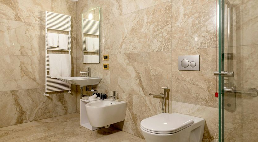 Photo of Hilltop Chapel