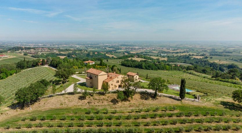 Photo of Hilltop Chapel
