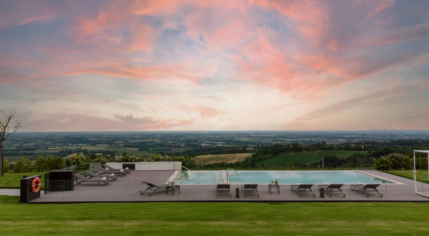 Photo of Hilltop Chapel