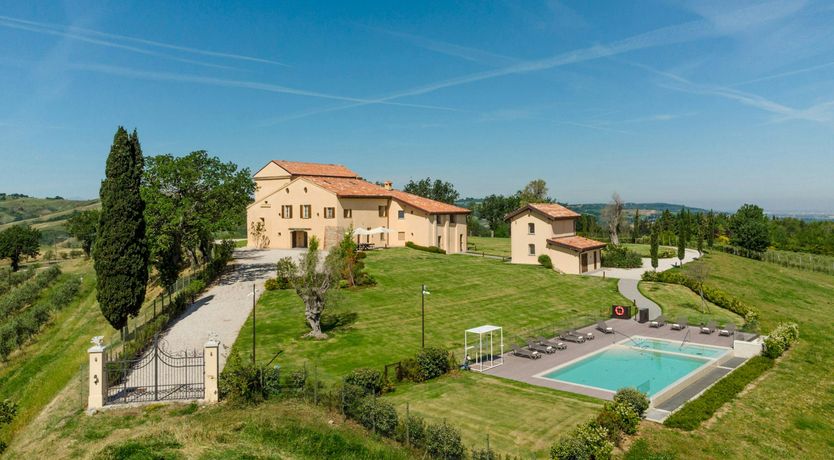 Photo of Hilltop Chapel
