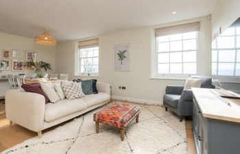 The Georgian Embrace Holiday Home