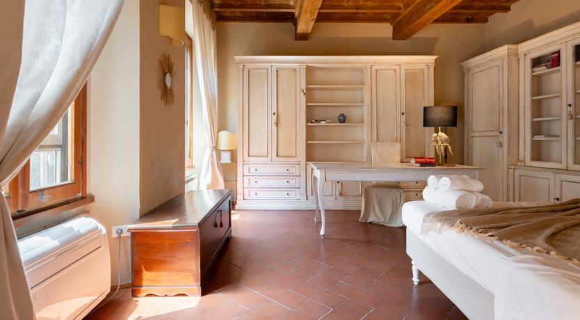 Photo of Rising Love