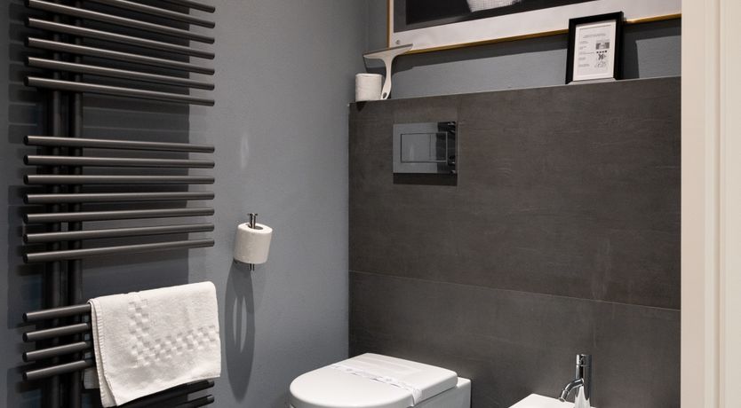 Photo of Rising Love