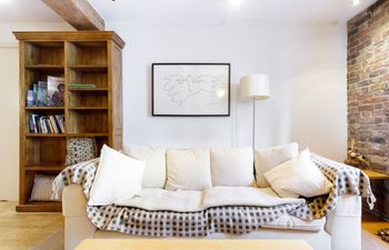 Borough Living Holiday Home