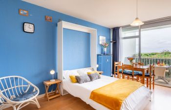 Les Trois Iles Apartment 15 Holiday Home
