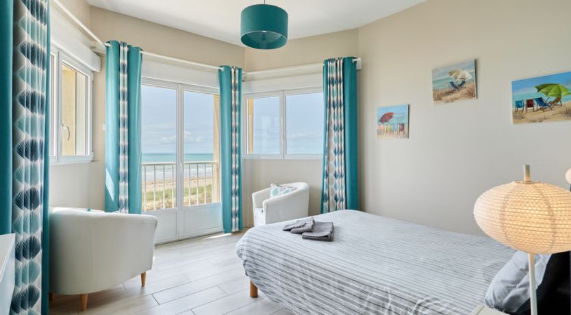 Photo of La Surprise