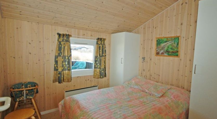 Photo of "Zuhra" - 400m from the sea