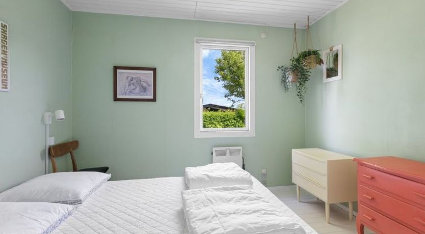 Photo of "Nis" - 250m from the sea