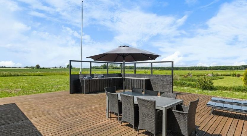 Photo of "Ung" - 460m from the sea