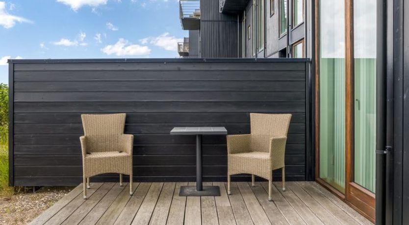 Photo of "Anita" - 575m from the sea