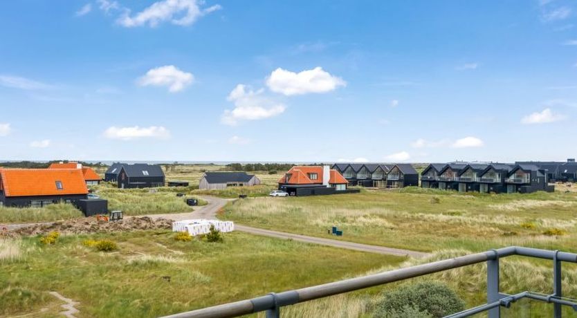 Photo of "Anita" - 575m from the sea