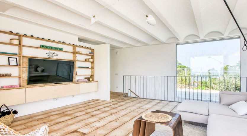 Photo of Modern Chill