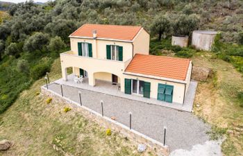 Villa tra Ulivi Holiday Home