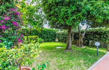 Piccolo Leccio Holiday Home