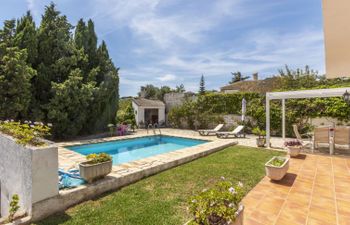 Ermita Holiday Home