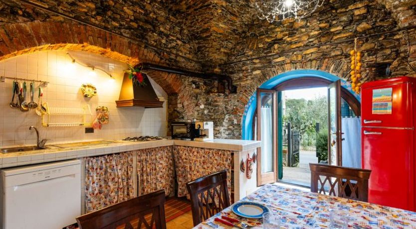 Photo of La Bouganville - Rustico con giardino