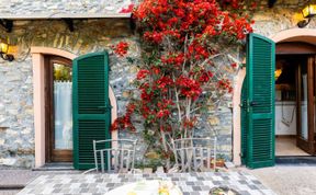 Photo of La Bouganville Rustico con Giardino