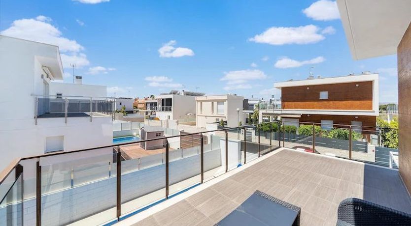 Photo of 3 bed Villa Gran Alacant 