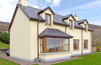 4 Bed in Caherdaniel Holiday Home