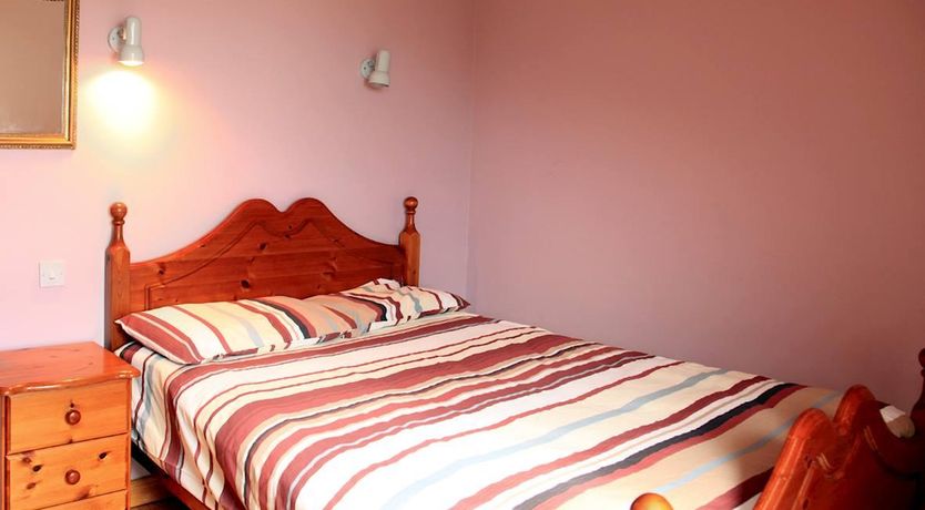 Photo of 4 Bed in Caherdaniel