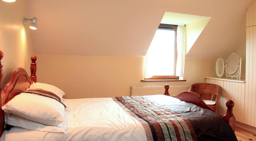 Photo of 4 Bed in Caherdaniel