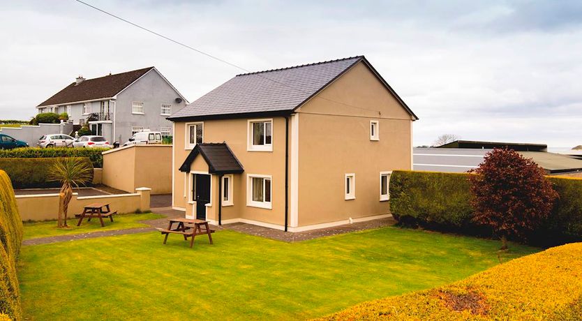 Photo of 5 Bed in Killala