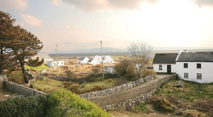 Photo of 3 Bed in Spiddal