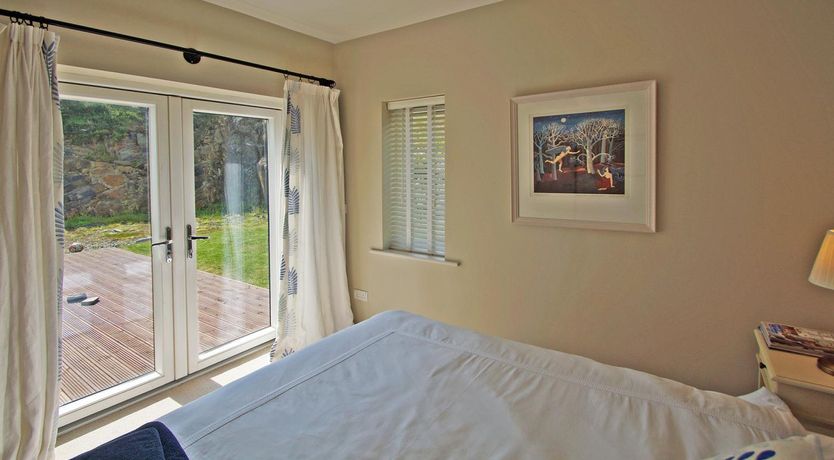 Photo of 3 Bed in Baltimore