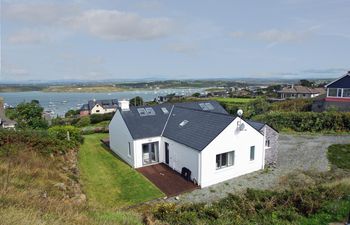 3 Bed in Baltimore Holiday Home