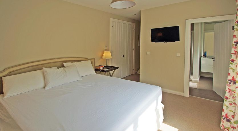 Photo of 3 Bed in Baltimore