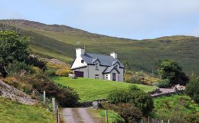 Photo of 2 Bed in Cahedaniel